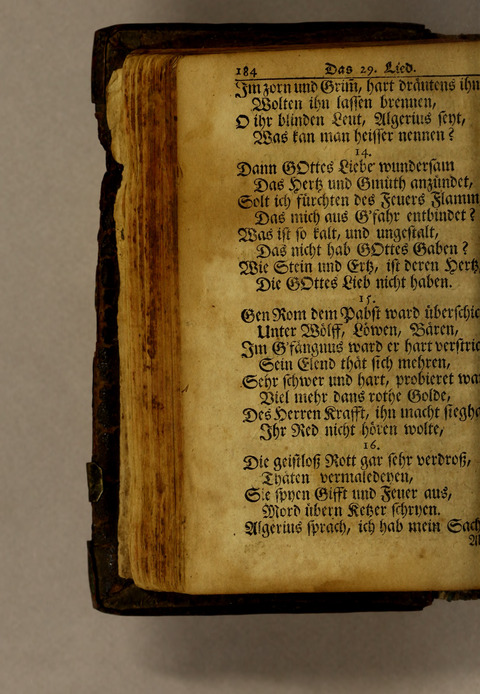 Ausbund, das ist: etliche schöne christliche lieder, wie sie in dem Gefängnüs zu Bassau in dem Schloss on den Schweitzer-Brüdern, und von andern rechtgläubigen Christen hin und her gedichtet worden page 186