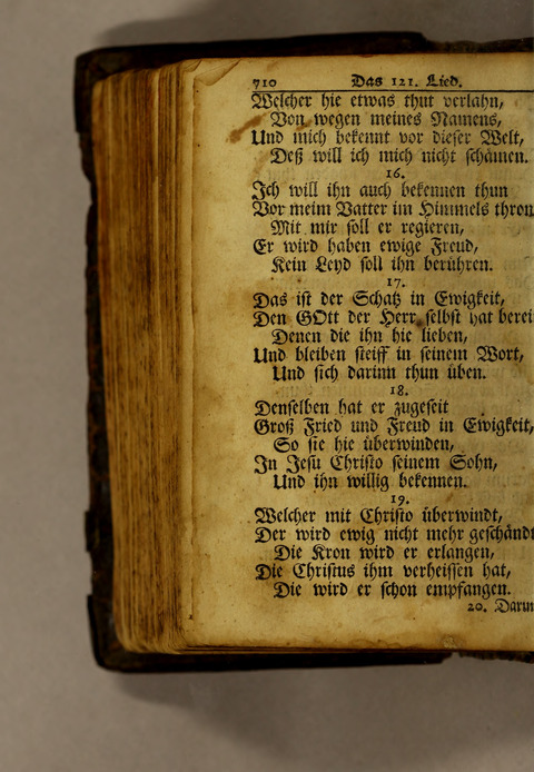 Ausbund, das ist: etliche schöne christliche lieder, wie sie in dem Gefängnüs zu Bassau in dem Schloss on den Schweitzer-Brüdern, und von andern rechtgläubigen Christen hin und her gedichtet worden page 712